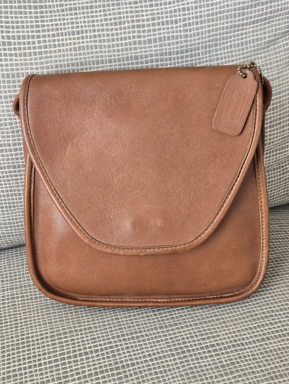 Coach 9888 Lindsay Bag Purse Crossbody British Tan Brown Hangtag Geometric